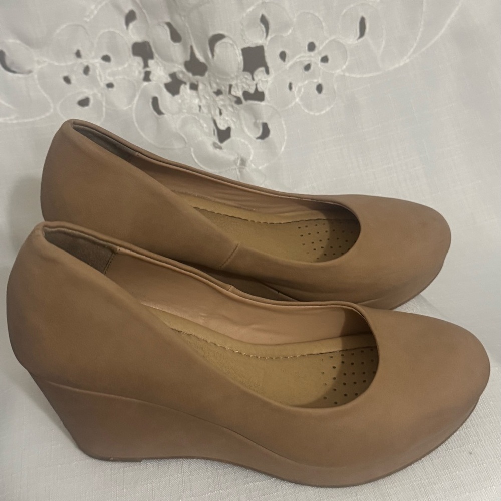 Tan Wedge Platform Shoes for Women